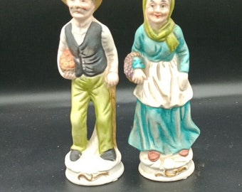 Vintage farmer old couple bisque porcelain figurines taiwan