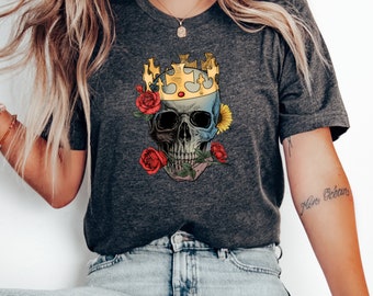 Camisa de calavera coronada, camisa de Halloween, camiseta con gráfico de calavera floral, camisa de otoño para mujer, camiseta de esqueleto de calavera de flores, esqueleto