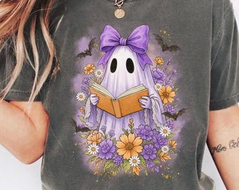 CUTE GHOST HALLOWEEN Shirt, Ghost Reading Book Shirt, Ghost Coquette Halloween Shirt, Floral Ghost Tee, Spooky Season Womens Halloween Gift