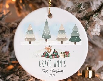 PERSONALISIERTE BABYS FIRST Weihnachten Ornament 2025, süße Reh Ornament, Wald Reh Andenken, Benutzerdefinierte Name Keramik Baby Deer Ornament