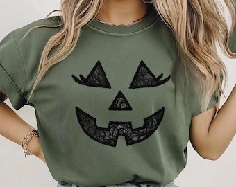 PUMPKIN FACE HALLOWEEN Tshirt, Faux Lace Halloween Shirt, Comfort Colors Halloween Face Shirt, Halloween Shirt Gift, Jack o lantern Face Tee