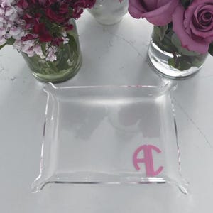 Classic 6" x 8" 2 letter monogrammed clear acrylic Pinch Tray