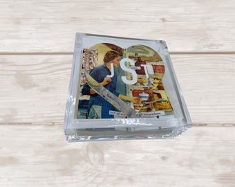 Outdoor Entertaining/ Personalized Acrylic Cocktail Napkin Holder with Heart Weight
