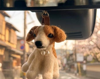 カスタムジャックラッセルテリアカーチャーム、パーソナライズされたマーキングドッグブローチバッグギフト
