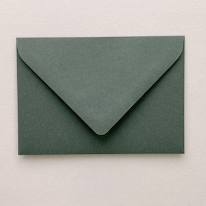 ENVELOPES // SEEDLING GREEN // Invitations. Announcements.Wedding. SavetheDates. C6 C5 130x190 5x7 . Blank Envelopes. Diy Bride