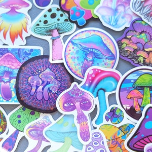 Adesivo de cogumelo, pacote com 10 adesivos coloridos, cogumelo, cores legais, azul, verde, roxo, adesivo de cogumelo, tamanho médio, tema natureza, sem repetições