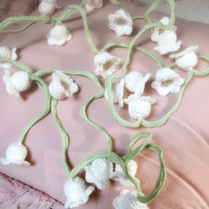 Fleurs pour guirlandes lumineuses Modèle de crochet PDF Guirlande lumineuse  de fleurs Guirlande de fleurs au crochet -  France