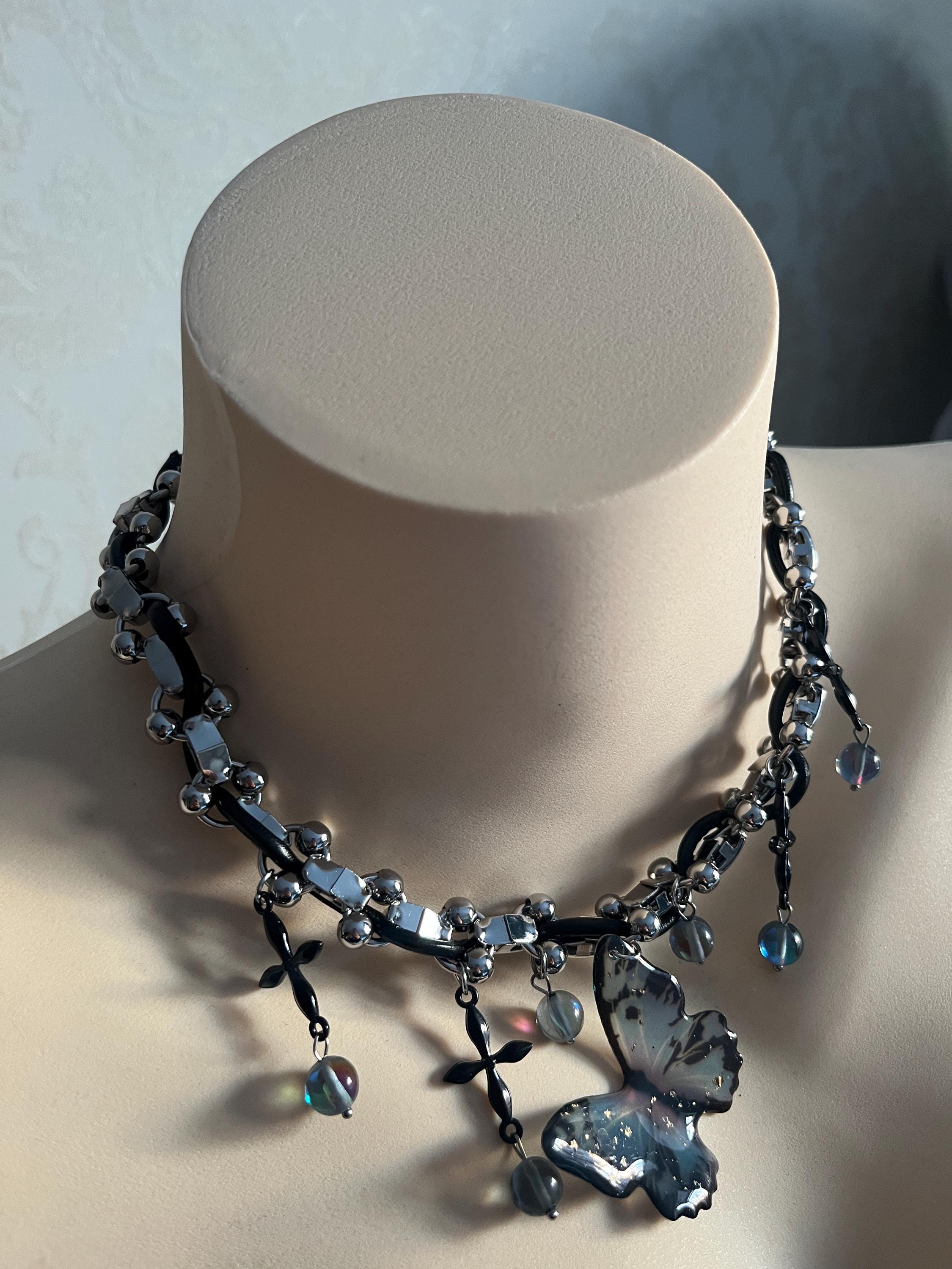 Punk style purple butterfly necklace neck accessories female sweet cool hot girl necklace.Black chain with cross decoration