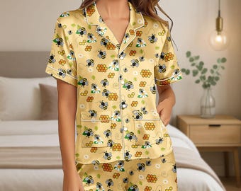 Bee Satin Pajamas, Bee Botanical Women Pajamas, Honey Bees Pajamas Shorts, Bee Lover Gift, Bumblebees Short Sleeve Pajamas