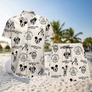Camiseta de Mickey's Friends Hawaii, pantalones cortos de Disney Castle, camisa con botones de película de dibujos animados, camisa de verano de Mickey And Co, camisa de Magic Kingdom