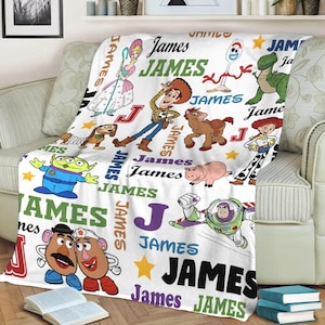 Personalizowany koc Disney Toy Story, koc z niestandardowym imieniem, Woody Jessie Buzz Lightyear Fleece Blankets, koce z kreskówek, prezent dla dziecka