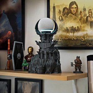 Sauron Tower Alexa-stativ – Echo Dot-hållare STL-fil – Sagan om ringen-skrivbordsdekor – 3D-utskrivbar digital nedladdning