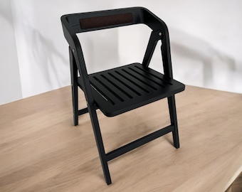 Sedia pieghevole in legno di frassino fatta a mano: design elegante