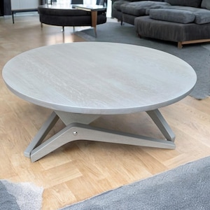 2-in-1 Ash Transformer Table: Height Adjustable Coffee Table