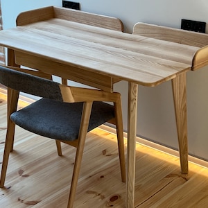 Ash Wood Computer Desk: Natural Writing Desk (51.2x25.6x29.5&quot;)