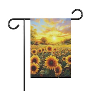 Sunflower Garden Flag - Vibrant Seasonal Decor for Home and Garden