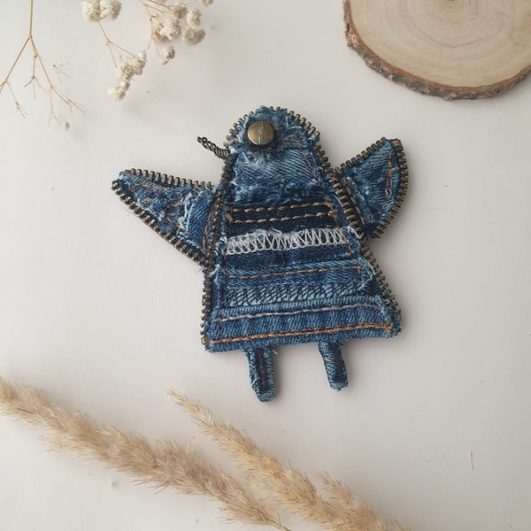 Upcycled denim Bird Brooch Designer Brooch Textile art Brooch Denim pin Cute Brooch Fabric Bird Brooch Recycled Denim Brooch OOAK