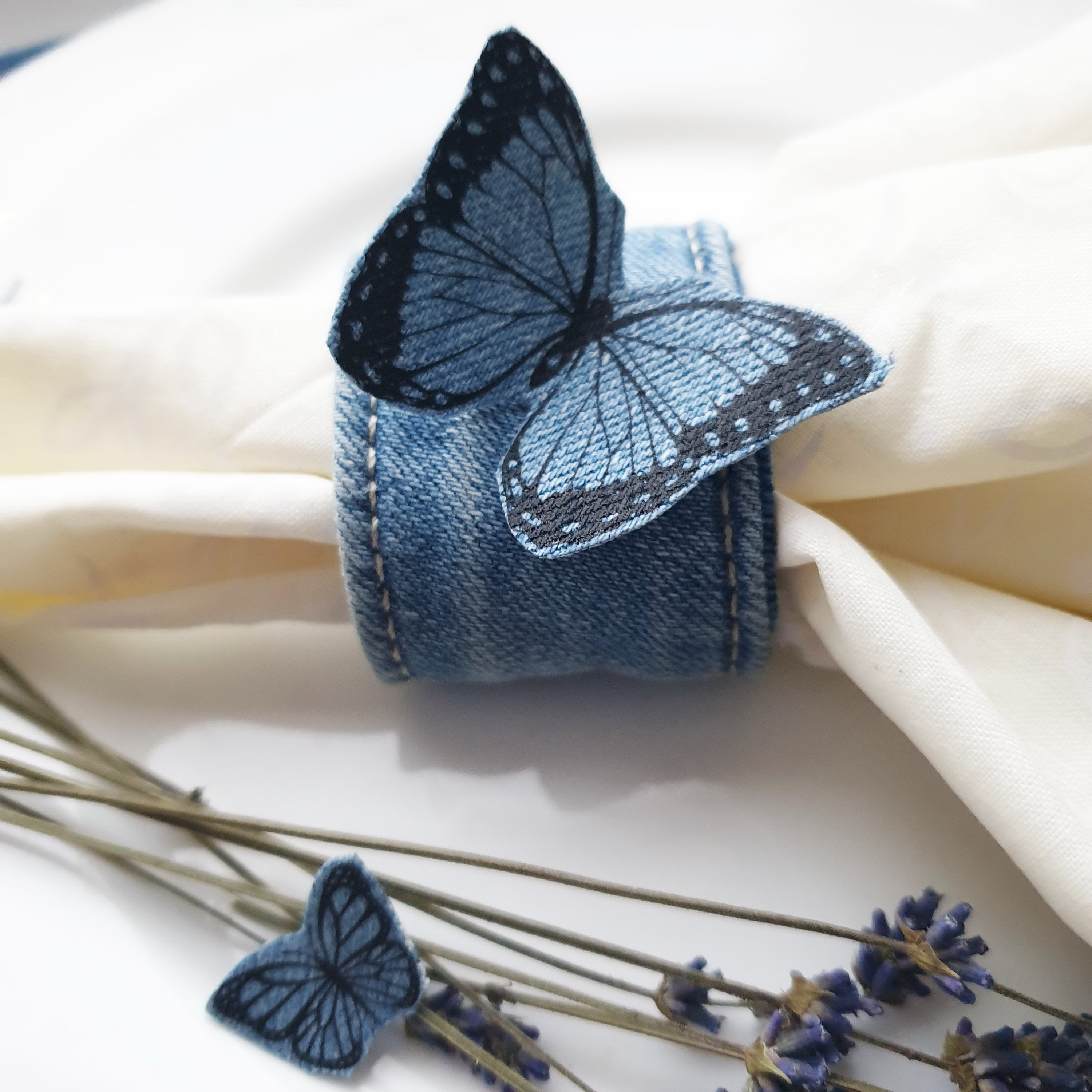 Upcycled Denim Napkin Rings Butterflies Set of 4 Wedding Table Decor Kichen decor Denim home decor Denim party decor Jean Napking rings