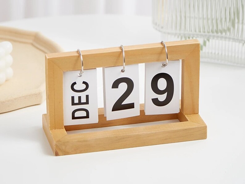 Rustic Wooden Vintage Desk Calendar Office Date Display and Desktop