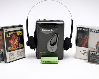 Vintage Panasonic RQ-V60 Portable Cassette Player FM/AM Radio New Belt + Cassettes