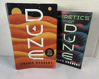 Lot 2 DUNE Books Frank Herbert Heretics Trade Edition/ Dune Paper Back