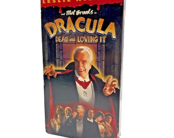 Drácula: Muerto y encantado (VHS, 1996)