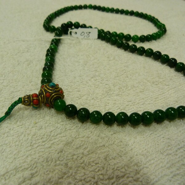 Collier mala de méditation jade 108 perles