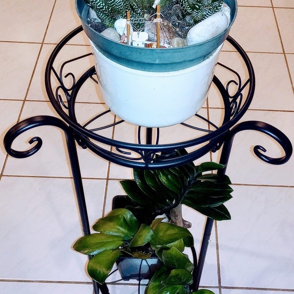 2 Tier Metal Plants Stand Round Wrought Plant Holders Iron Heavy Duty Flower Shel for Corner Patio Garden Balcony Living Room 28” Tall