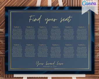 Puede incluir: Un plano de asientos de boda azul marino con detalles dorados. El plano tiene un fondo de mármol y enumera los nombres de los invitados en cada mesa. El texto "Find your seat" está escrito en cursiva dorada. El texto "Your brand here" y "January 11, 2030" también está escrito en dorado.