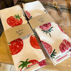 Hand Printed Tomato Tea Towel Organic Cotton, eco-friendly kitchen linens, gifts under 25, Italians, vine tomato tea towel, foodie fun image 4