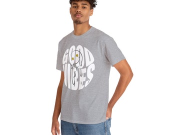 Good Vibes Smiley Face Tee – Unisex Trippy Cotton T-Shirt