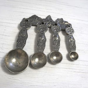 The Tin Woodsman Pewter 計量スプーン 4本セット Tin woodsman pewter - Etsy 日本