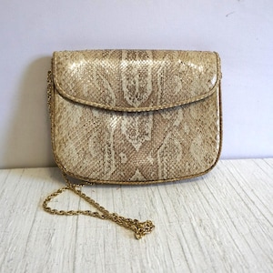 Bolso de hombro vintage de piel de serpiente/pitón con asa de cadena en tono dorado