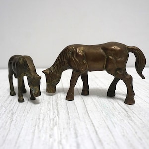 ヴィンテージ 真鍮 馬 2 体セット 牝馬と子馬のフィギュア 彫刻