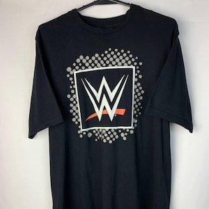 Vintage Y2K Style WWE Black T-shirt Big Logo Wrestler Graphic Shirt Size M Free Shipping