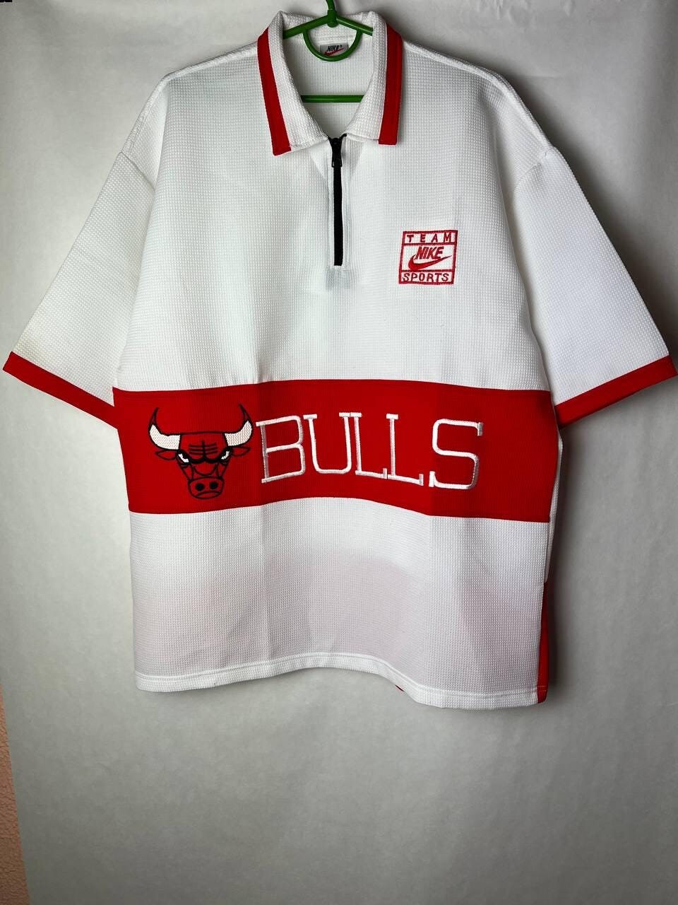 bulls nike polo