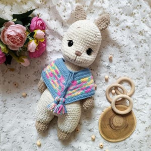 Crochet Llama Plush Toy: Amigurumi Alpaca with Removable Cotton Poncho