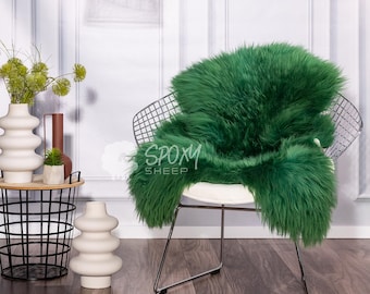 Natural | Decorative | Sheepskin | Dyed | Dark Green | Schaffel