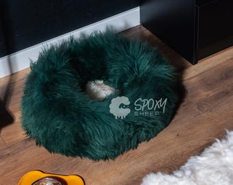 Pet Bed | Soft Wool | Sheepskin | Cat, Dog Pouf