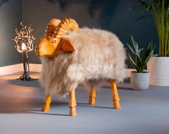 羊のスツール オブジェ 置物 羊のスツール（ラム） - Etsy 日本