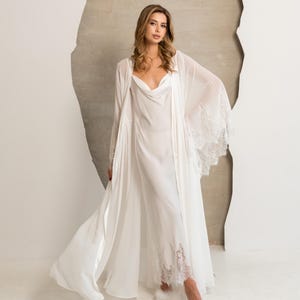 Wedding Robe Set, Bride Robe, Bridal Robe, Wedding Lingerie, Wedding Robe, Lace Robe, White Kimono, Kimono Robe, Kimono Getting Ready Robe