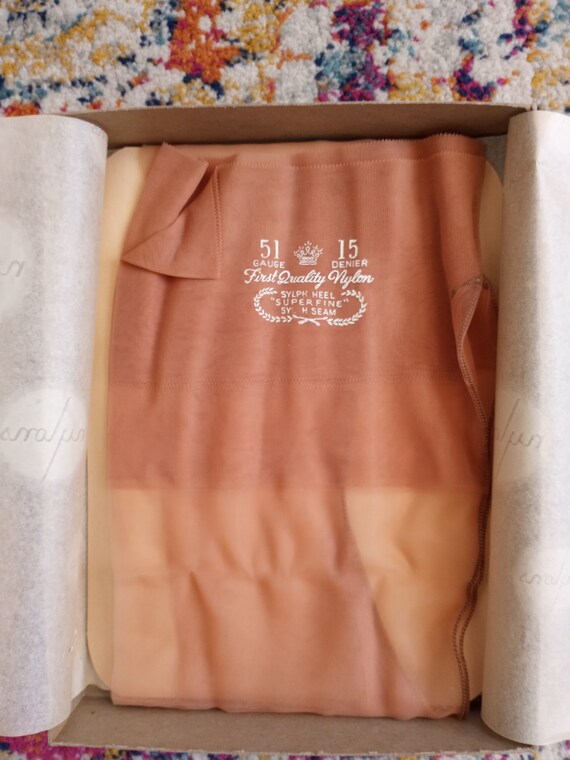 2 Pair Vintage Dark Contrast Seamed Nylon Stockings C Gem