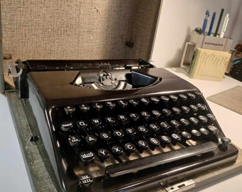 Olympia Plana typewriter