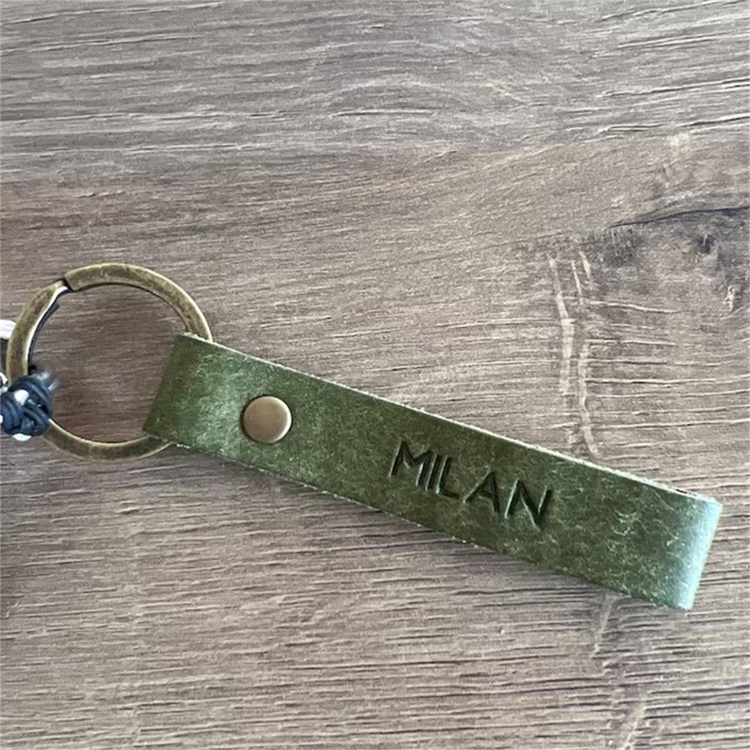 Leahter Key Fobcar Key Chin Holder With 2 Key Ringkey Fob Etsy