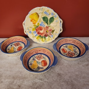 Vintage 1930s Italian Renaissance Majolica Plate Hand Painted Made in Italy