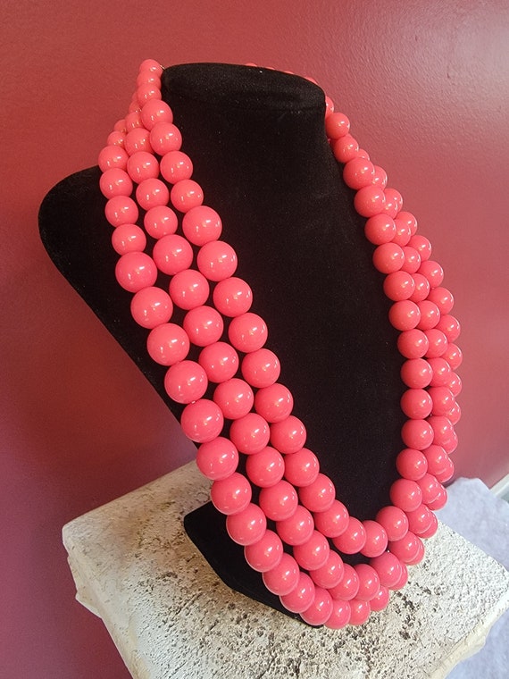 Vintage Costume Jewelry 3-strand Pink Beaded Neck… - image 3