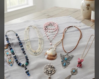 Vintage Costume Jewelry Lot 9 Mixed Necklaces Bohemian Retro Fashion Assorted Pendant Collection