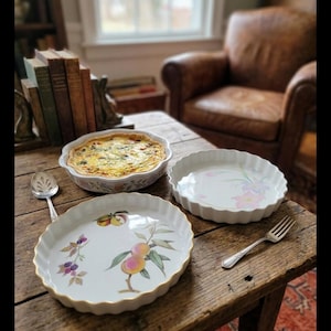 Trío de moldes vintage para tartas/flanes / Royal Worcester Evesham Gold, Denby Sweet Pea, Oneida Floral / Porcelana inglesa y gres fino / Juego de 3