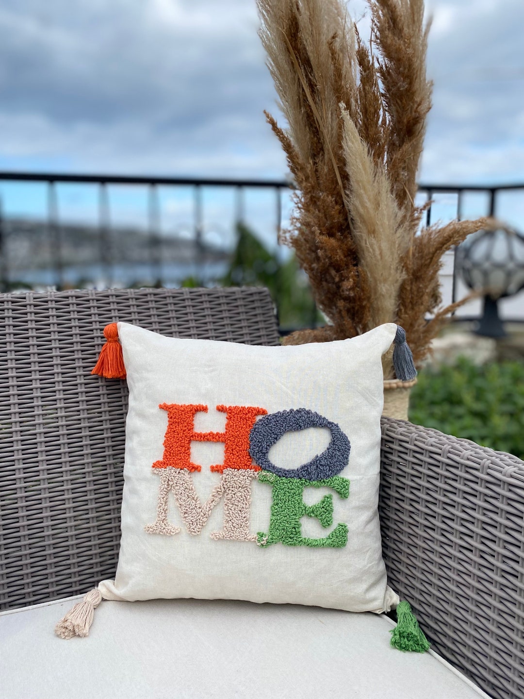 Punch Pillow , Punch Needle, Embroidery Pillow Cover , Punch Kirlent