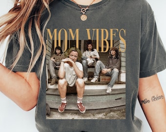 Mom Vibes Shirt, Comfort Colors Tee, Thug Mom T-Shirt, Retro Sitcom Mom Vibes, 90's Mom Vibes Shirt, Mom Life, Trendy Mom, Viral Mom Vibes